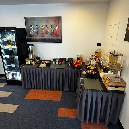 Kepler Club Riga Airport Hotel - Landside Public Area Ieki Zewnętrze zdjęcie